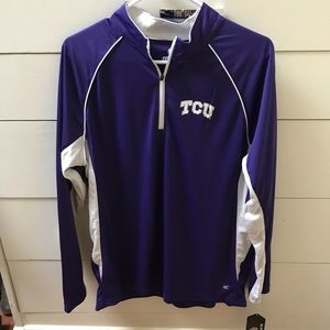 Light weight TCU pullover, NWT, size large